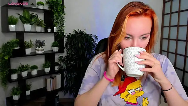 Ida FaneStain online show from 4, 10, 2025