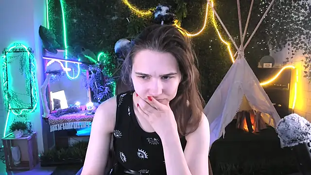 TessaMill online show from 6, 10, 2025