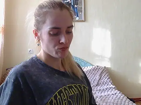 JayeTyler online show from 17, 12, 2025