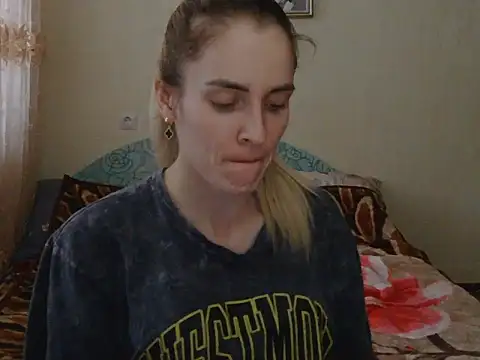 JayeTyler online show from 18, 12, 2025