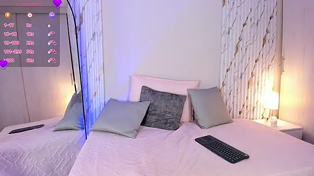 MissVioleet  online show from 9, 10, 2025