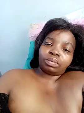 Snapshot of ShySexyBaddiexx chatting on 27, 11, 2025 ShySexyBaddiexx online show from 27, 11, 2025