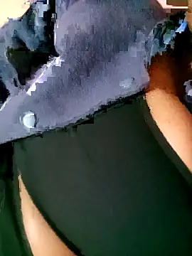 Snapshot of ShySexyBaddiexx chatting on 12, 2, 2026 ShySexyBaddiexx online show from 12, 2, 2026