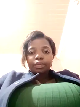 Snapshot of ShySexyBaddiexx chatting on 14, 2, 2026 ShySexyBaddiexx online show from 14, 2, 2026