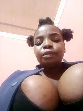 Snapshot of ShySexyBaddiexx chatting on 18, 2, 2026 ShySexyBaddiexx online show from 18, 2, 2026