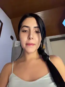 Snapshot of oh_nina chatting on 13, 5, 2026 oh nina online show from 13, 5, 2026