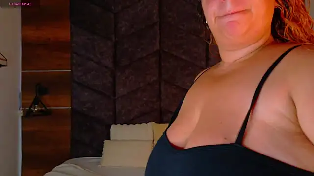 JenaCooper  online show from 27, 4, 2026