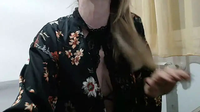 Snapshot of SerenaMilf chatting on 16, 2, 2026 SerenaMilf online show from 16, 2, 2026