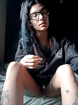 Snapshot of Darkw1tch chatting on 13, 10, 2025 Darkw1tch online show from 13, 10, 2025