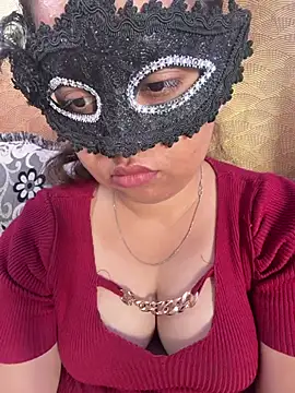 Iampriyaaa15 online show from 29, 7, 2026