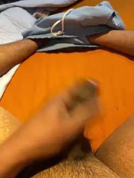 girlslvrs online show from 1, 2, 2026