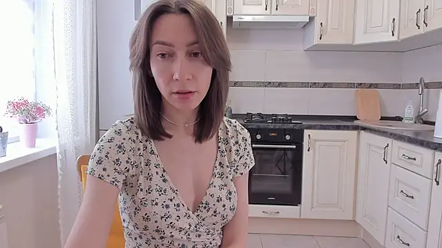 GoodGlamorGirl online show from 15, 4, 2026