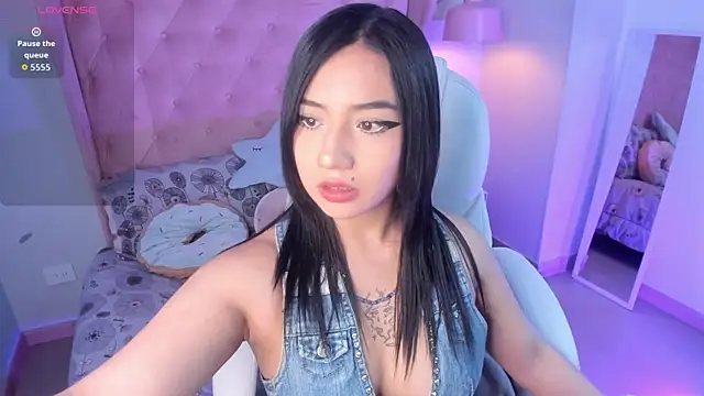 yui  1 online show from 30, 7, 2026