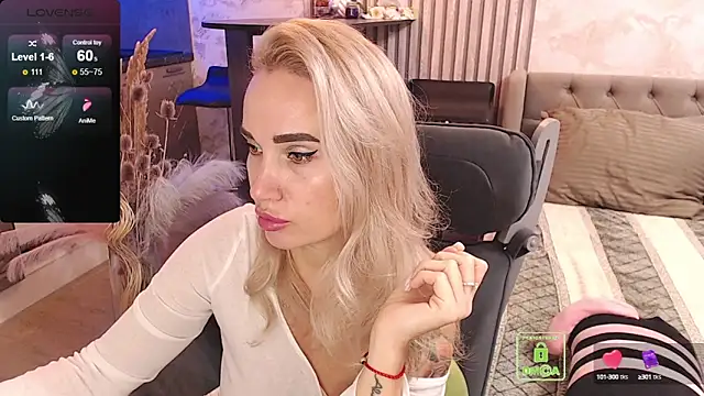 FreeBerryMILF online show from 15, 10, 2025