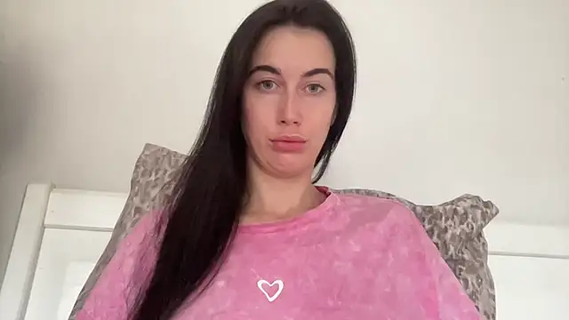 Snapshot of Talyo19 chatting on 18, 10, 2025 Talyo19 online show from 18, 10, 2025