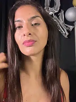 chicachocolate01 online show from 9, 4, 2026