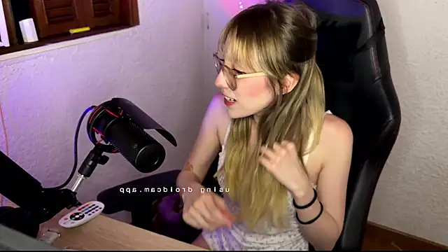 ReenKitty online show from 2, 6, 2026