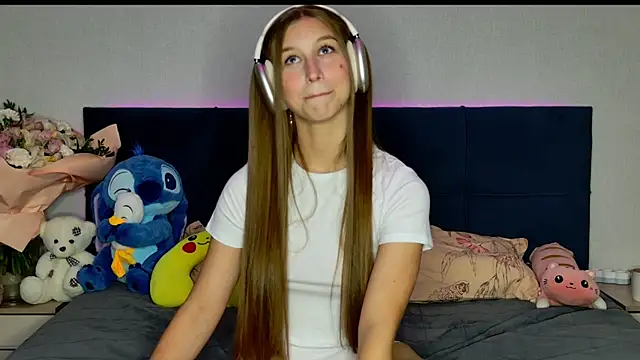 MissEmilyMiller online show from 17, 10, 2025