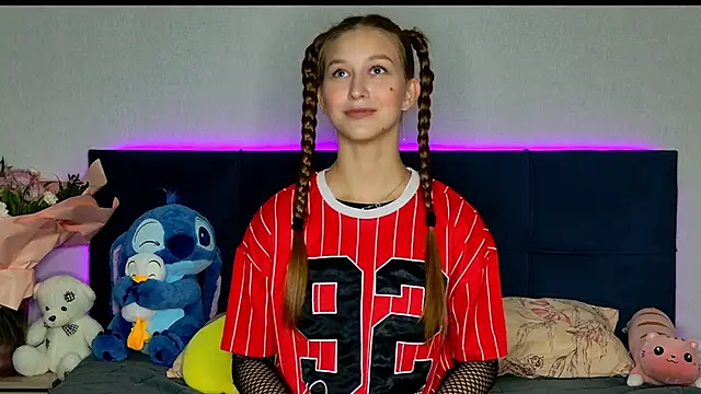 MissEmilyMiller online show from 21, 10, 2025