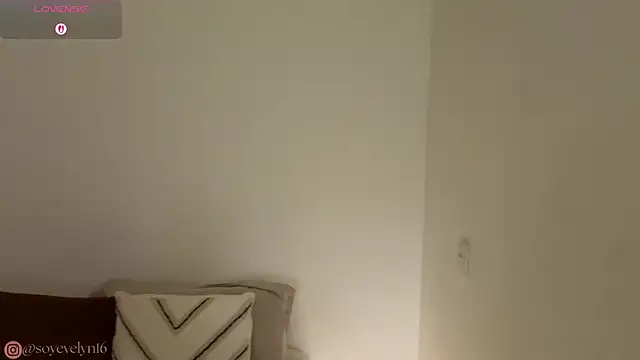 Evelyn  16 online show from 2, 12, 2025