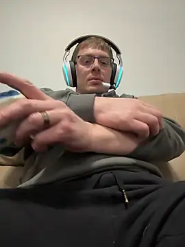 Snapshot of jungleking_88 chatting on 8, 2, 2026 jungleking 88 online show from 8, 2, 2026