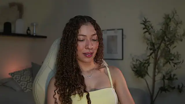 Snapshot of isabella-garcia- chatting on 25, 7, 2026 isabella-garcia- online show from 25, 7, 2026