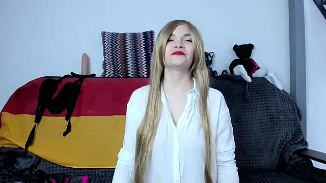 Snapshot of Katherine_Twilight chatting on 17, 1, 2025 Katherine Twilight online show from 17, 1, 2025