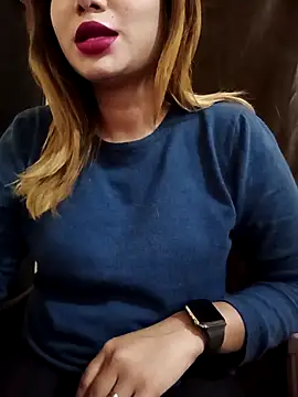 Snapshot of alexa_cam44 chatting on 14, 11, 2025 alexa cam44 online show from 14, 11, 2025