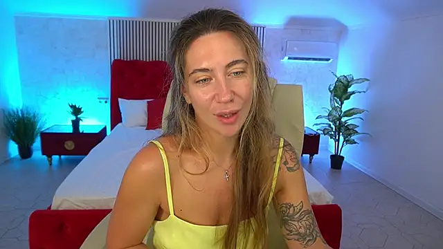 Snapshot of KateShanny chatting on 2, 7, 2026 KateShanny online show from 2, 7, 2026