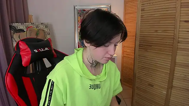 Snapshot of ayakskalermonss chatting on 16, 10, 2025 ayakskalermonss online show from 16, 10, 2025