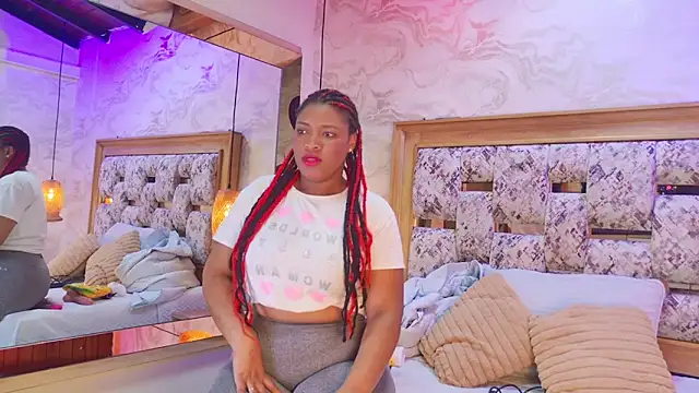 ZOLEY WATSON online show from 28, 11, 2025