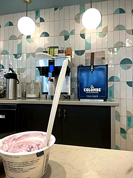 yummy0322 online show from 17, 9, 2025