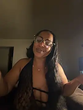 yummy0322 online show from 1, 11, 2025