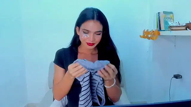 ISA BELLA VZL online show from 30, 4, 2026