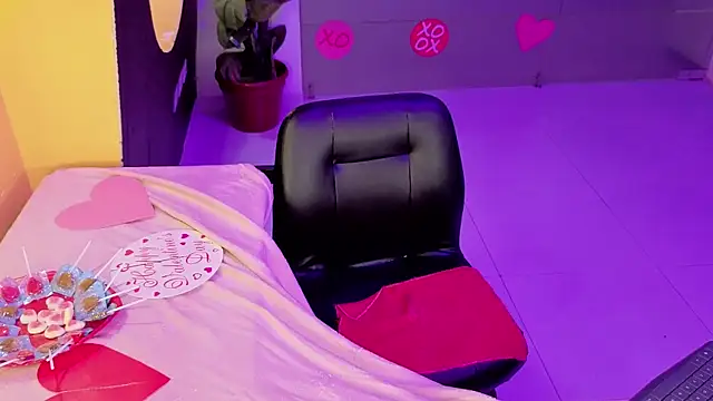 LiLLiAnderson online show from 14, 2, 2026