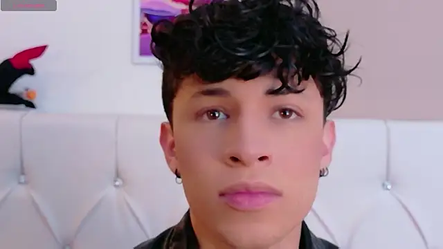 Axel  Evans online show from 22, 4, 2026