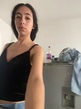 Snapshot of juliie_star chatting on 24, 9, 2025 juliie star online show from 24, 9, 2025