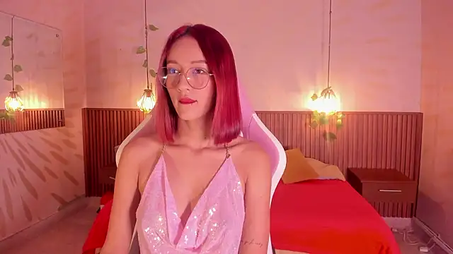 daphne courtis online show from 4, 2, 2026