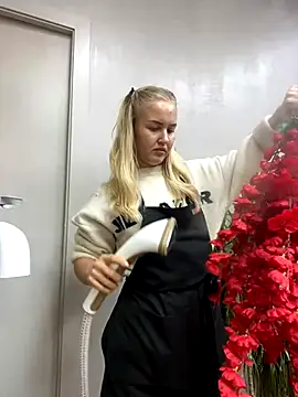 Snapshot of CandyVice chatting on 30, 9, 2025 CandyVice online show from 30, 9, 2025