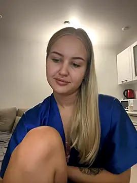 Snapshot of CandyVice chatting on 8, 11, 2025 CandyVice online show from 8, 11, 2025