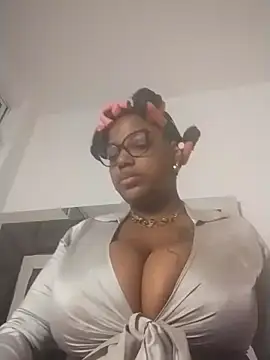 SheilaCoopers  online show from 26, 3, 2026