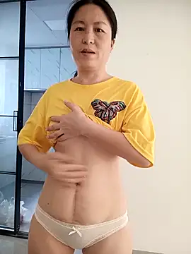 chengcheng12 online show from 4, 10, 2025