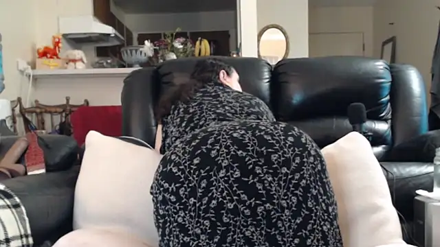 Juicy Julie469 online show from 23, 4, 2026