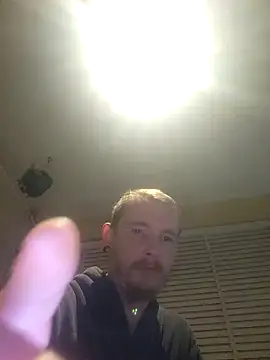 piercingpik online show from 25, 2, 2026