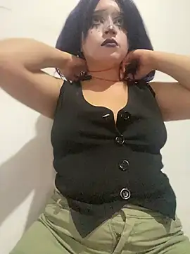 Lucy YupiSweet online show from 23, 4, 2026