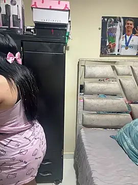 Snapshot of Vliacoooper2 chatting on 20, 5, 2026 Vliacoooper2 online show from 20, 5, 2026