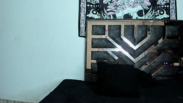 Dark Moon 21 online show from 24, 10, 2025