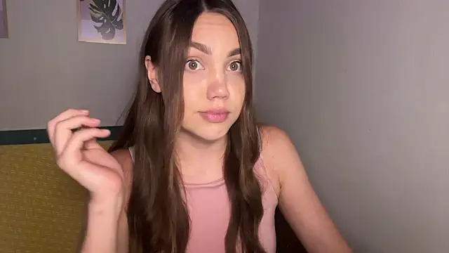 Snapshot of NebulaHaven chatting on 10, 11, 2025 NebulaHaven online show from 10, 11, 2025