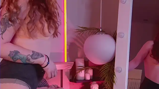 Snapshot of MiaEuphoria_ chatting on 9, 2, 2026 MiaEuphoria online show from 9, 2, 2026