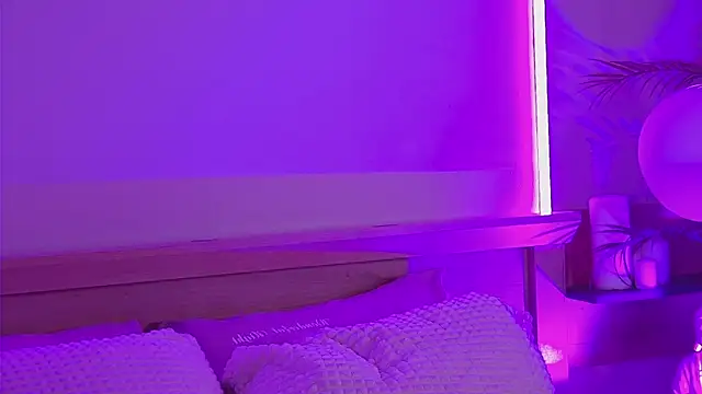 Snapshot of MiaEuphoria_ chatting on 12, 2, 2026 MiaEuphoria online show from 12, 2, 2026